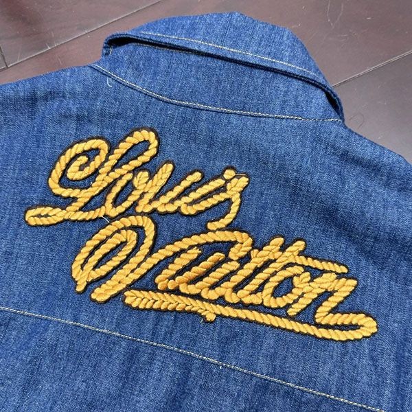 ルイヴィトン ロープ刺繍コットンシャンブレーシャツ vub46765